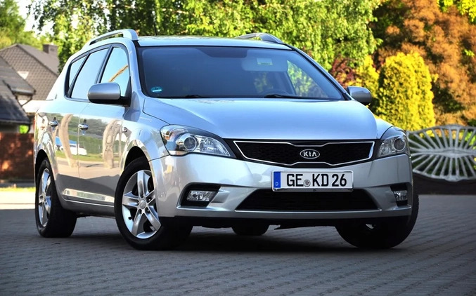 Kia Ceed cena 24900 przebieg: 165000, rok produkcji 2012 z Okonek małe 781